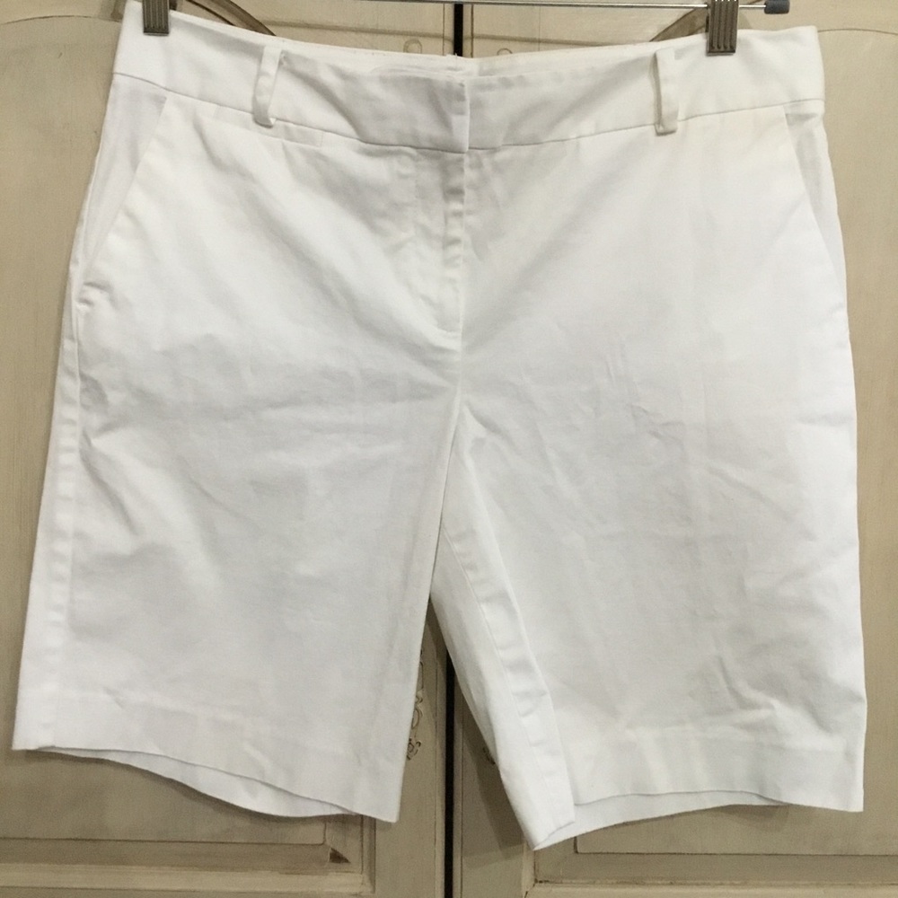Talbots Women’s White Chino Shorts Preppy Cotton Size 12P EUC